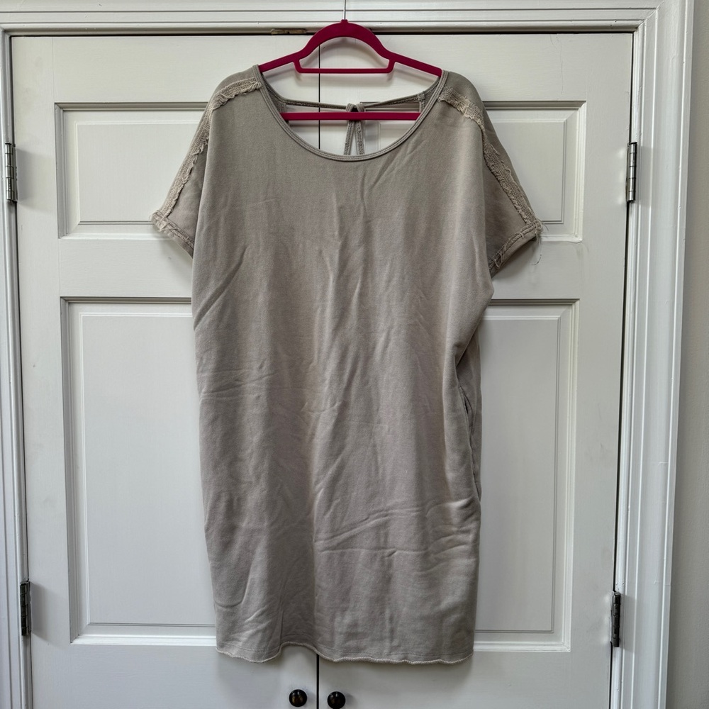 Easel Dress NWT